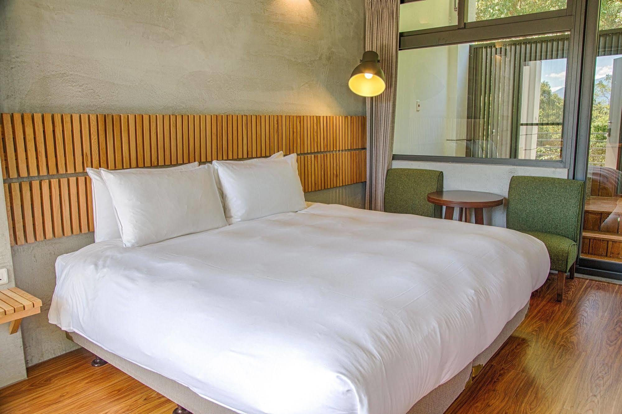 Ruisui Sunshine Hot Spring B&B Екстериор снимка