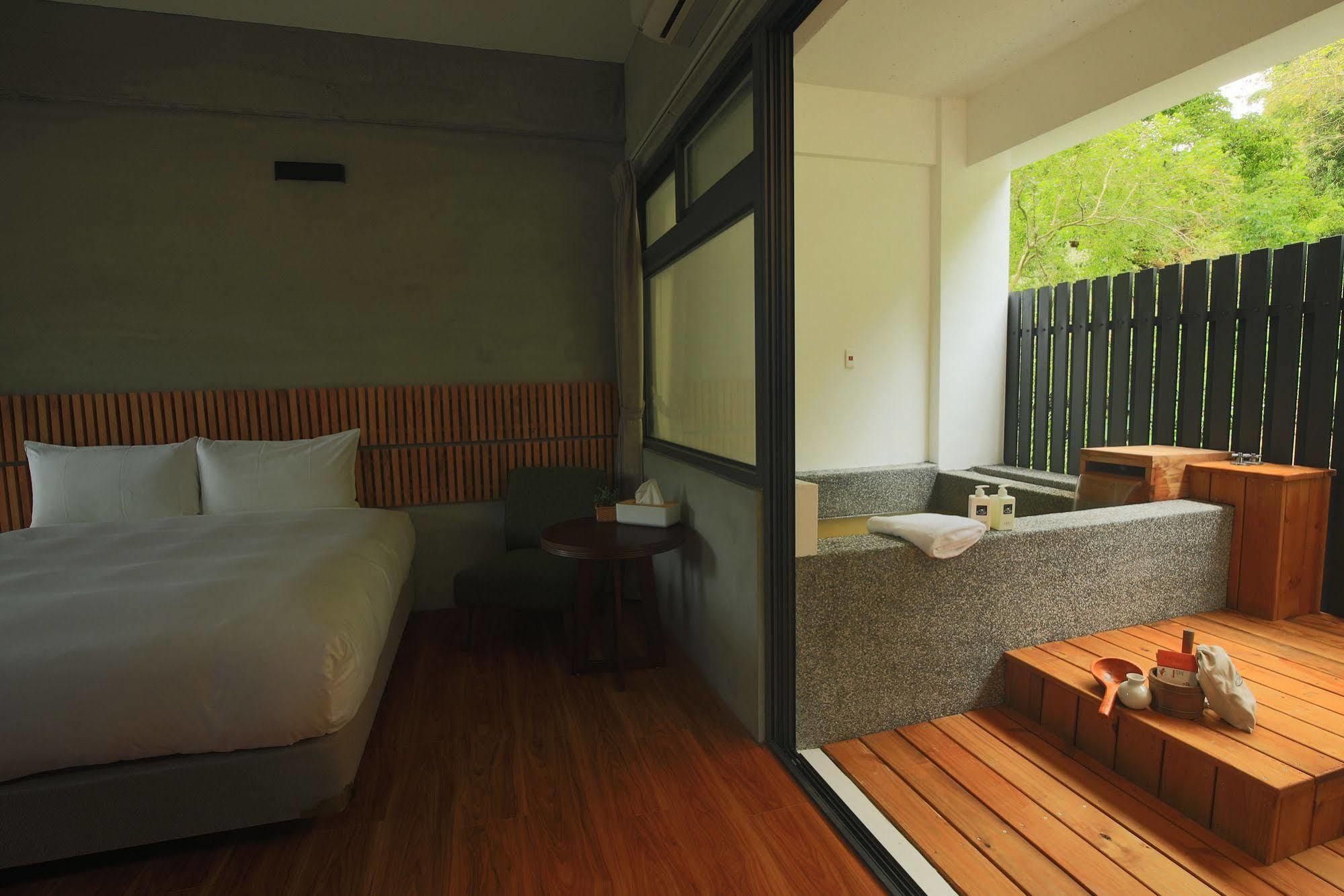 Ruisui Sunshine Hot Spring B&B Екстериор снимка